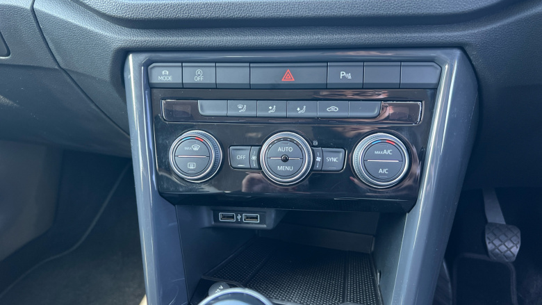 Volkswagen T-Roc 1.5 TSI EVO SEL 5dr Petrol Hatchback